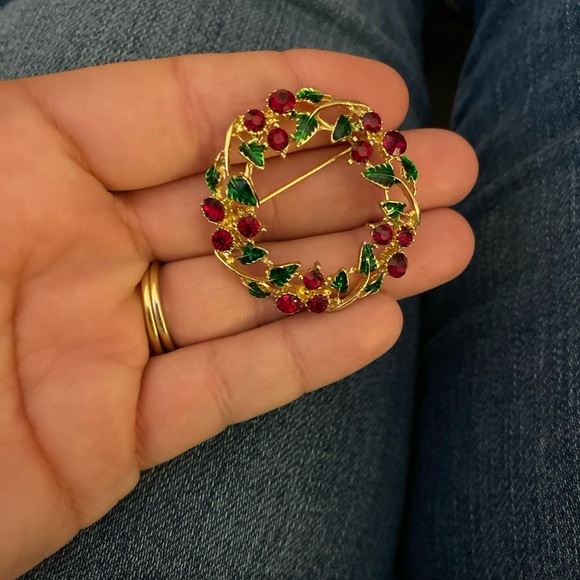 Brooch - Picture 4 of 4